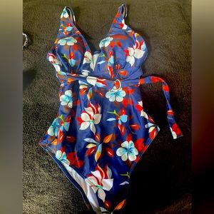 Brand new floral suit